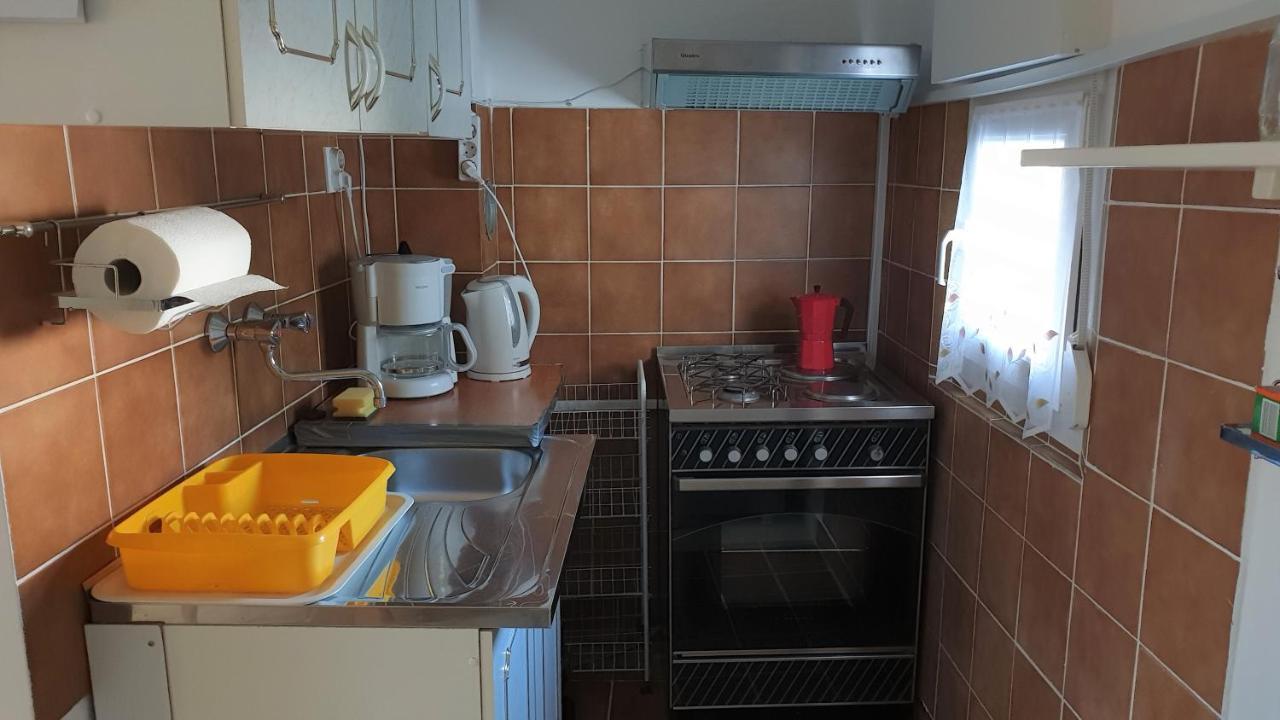 Apartman Dinka Punat Exterior foto